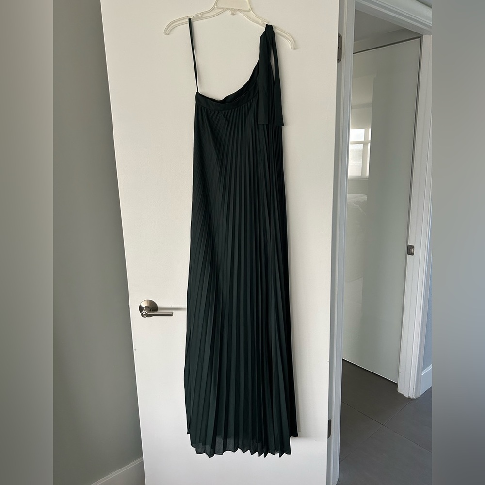 Elegant Green Pleated Dress, BCBG